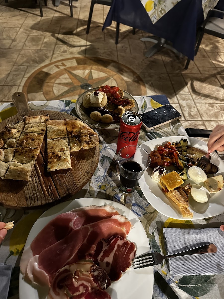 Ristorante Pizzeria 'acacie' Di Vito Sabatino-8