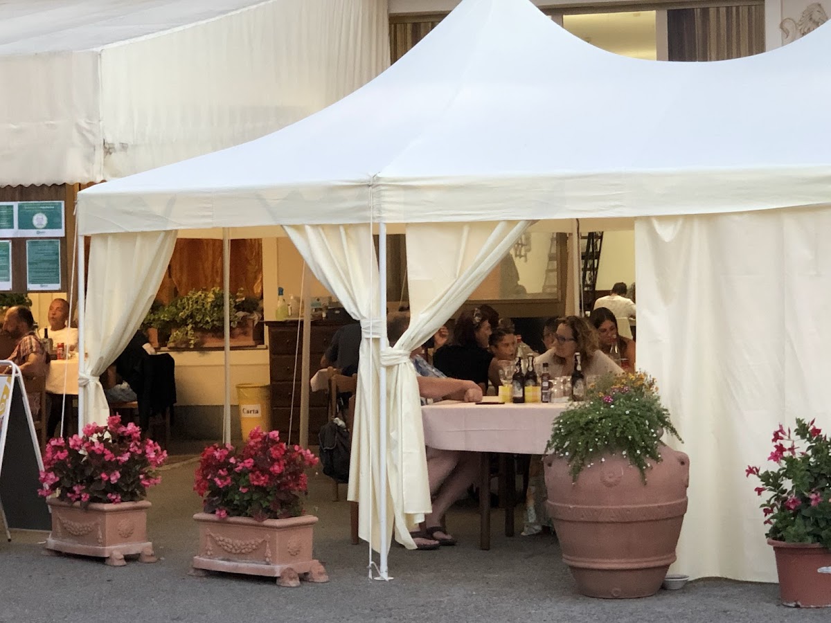 Ristorante Pizzeria Delle Colline - Fraz.valtriano