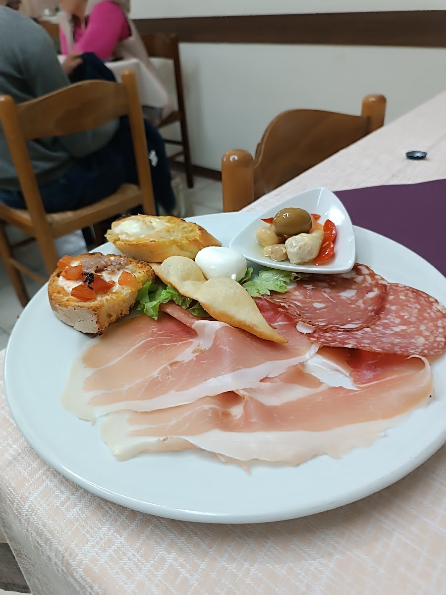 Ristorante Pizzeria Delle Colline - Fraz.valtriano-2