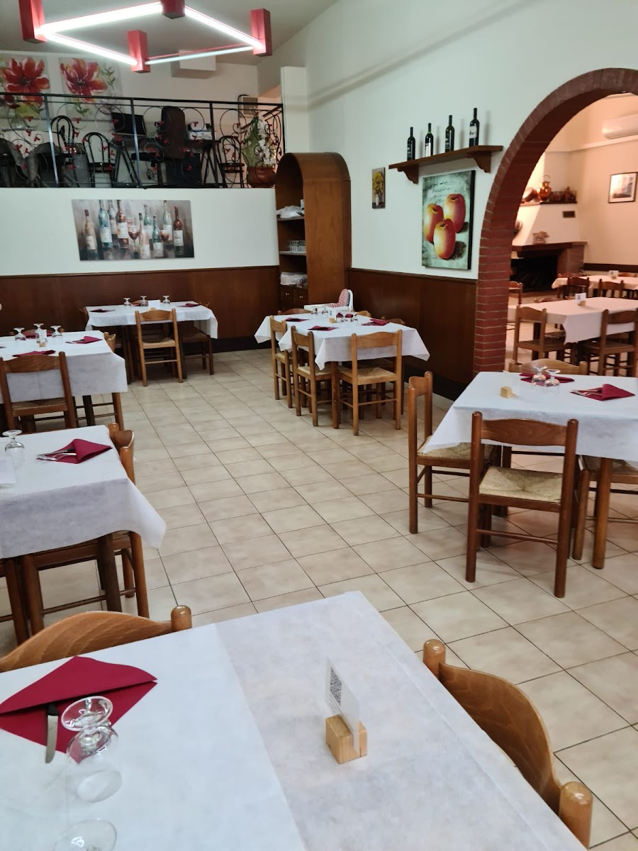 Ristorante Pizzeria Delle Colline - Fraz.valtriano-4