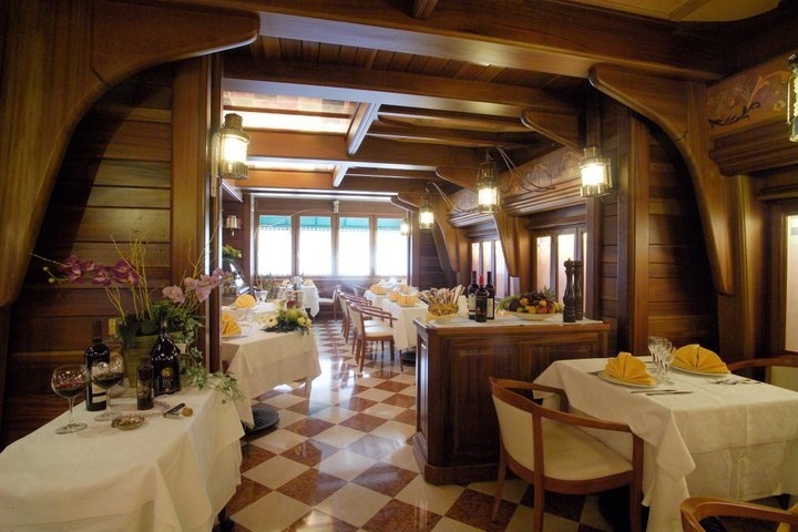 Ristorante Pizzeria La Perla Rosa