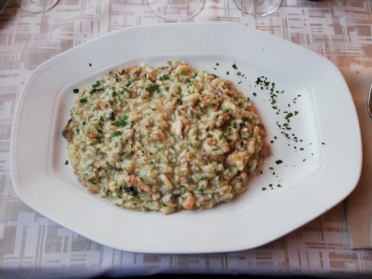Ristorante Pizzeria La Perla Rosa-6