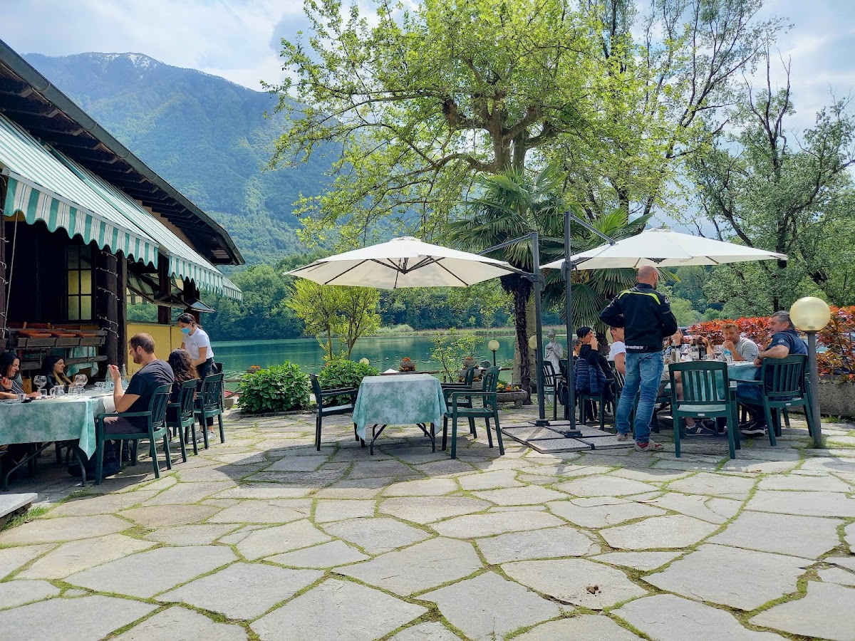 Ristorante Pizzeria Laghetto