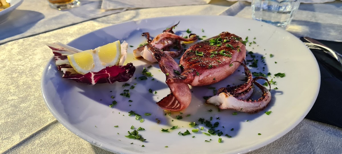 Ristorante-Pizzeria L'isola Che Non C'e-7