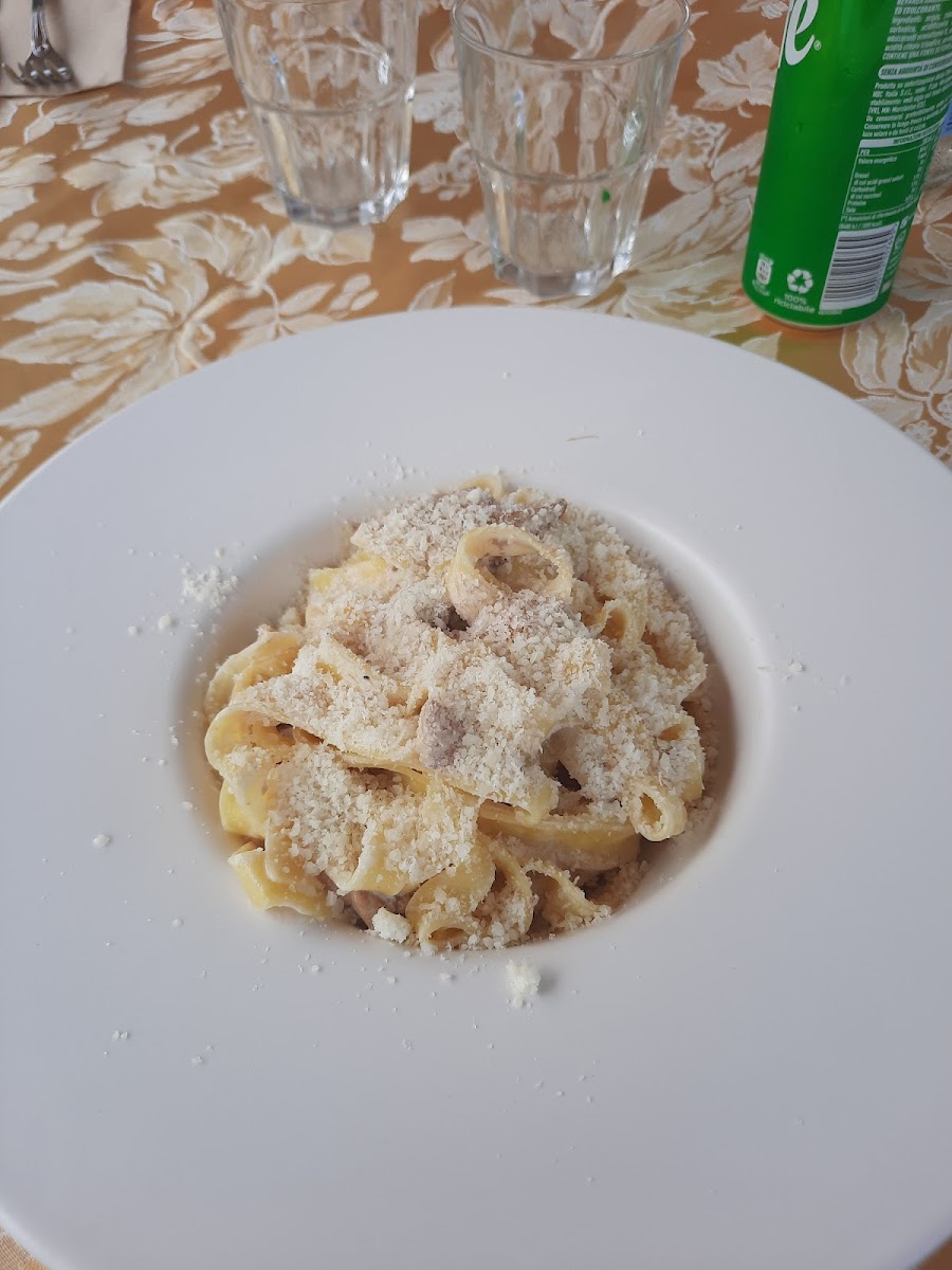 Ristorante Pizzeria Taverna Covo Dell'artista-7