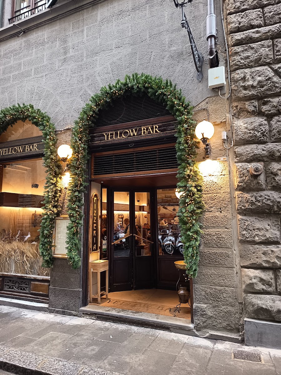 Ristorante Pizzeria Yellow Bar Firenze-3