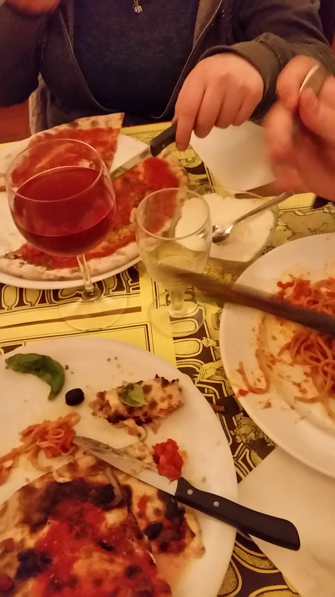 Ristorante Pizzeria Yellow Bar Firenze-5