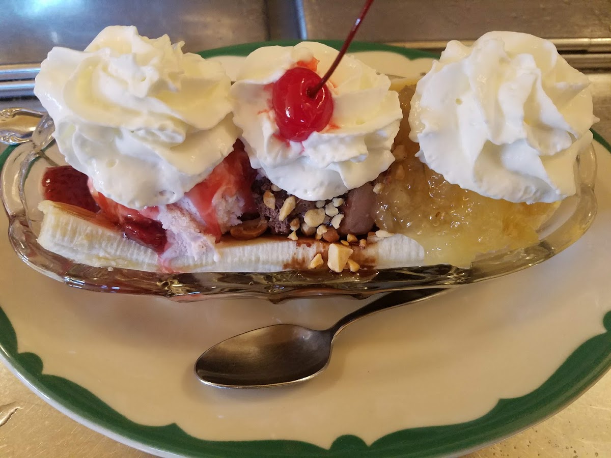 River House Soda Fountain & Cafe-6