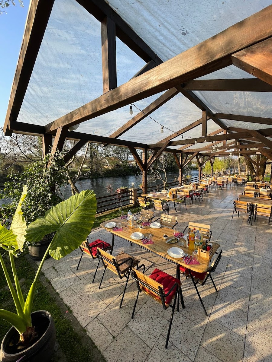 Riverside Garden Restaurant