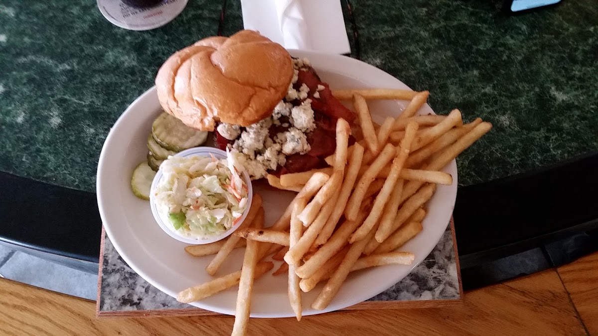 Riverside Tavern-6