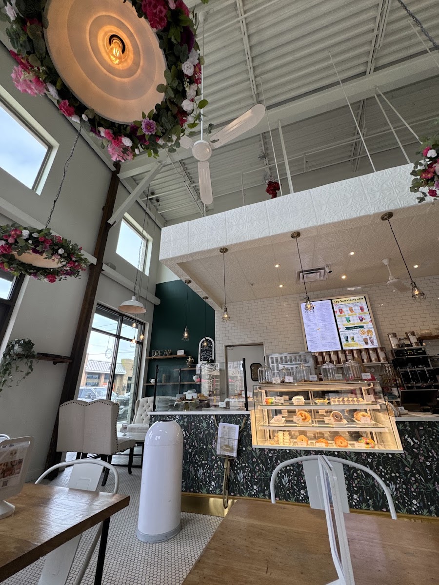 Rivery Coffee & Bagels-4