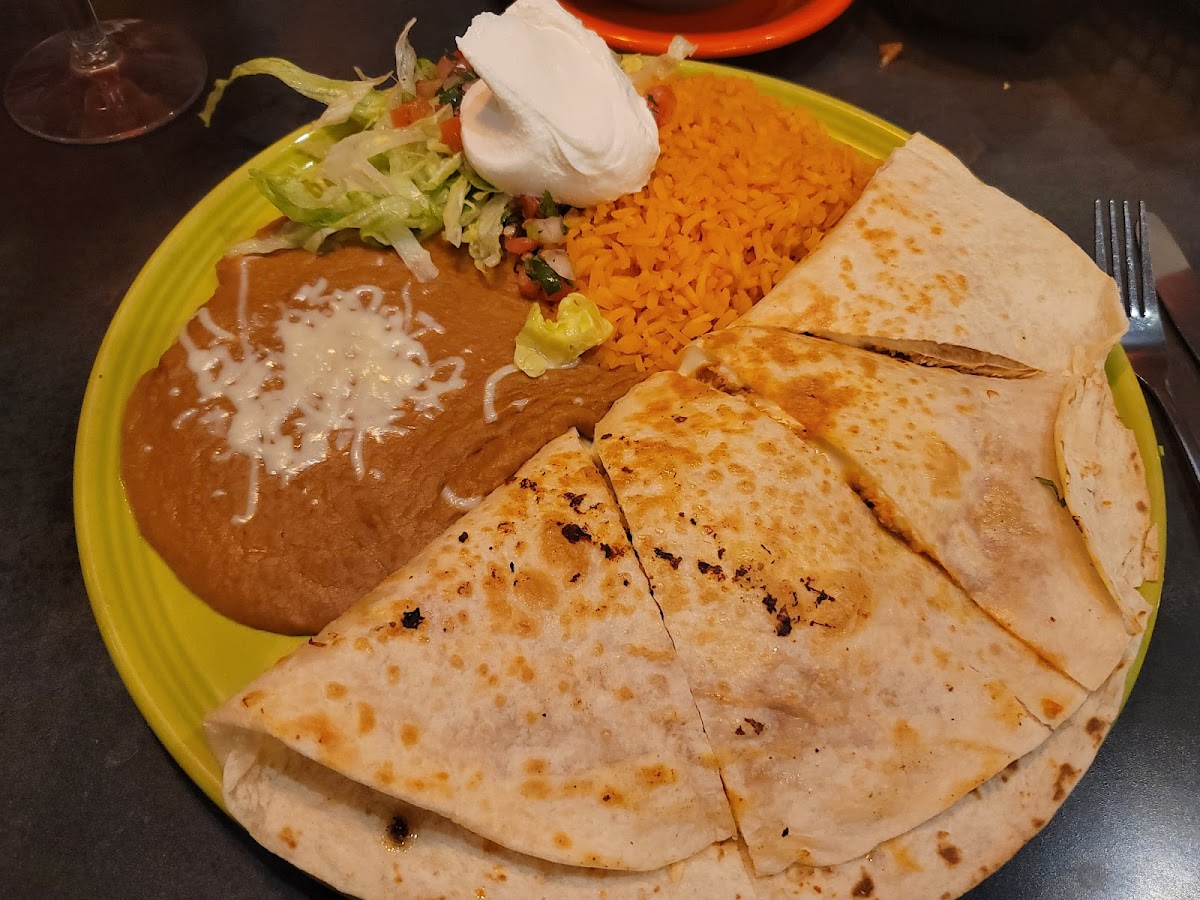 Riviera Maya Mexican Bar & Grill-10
