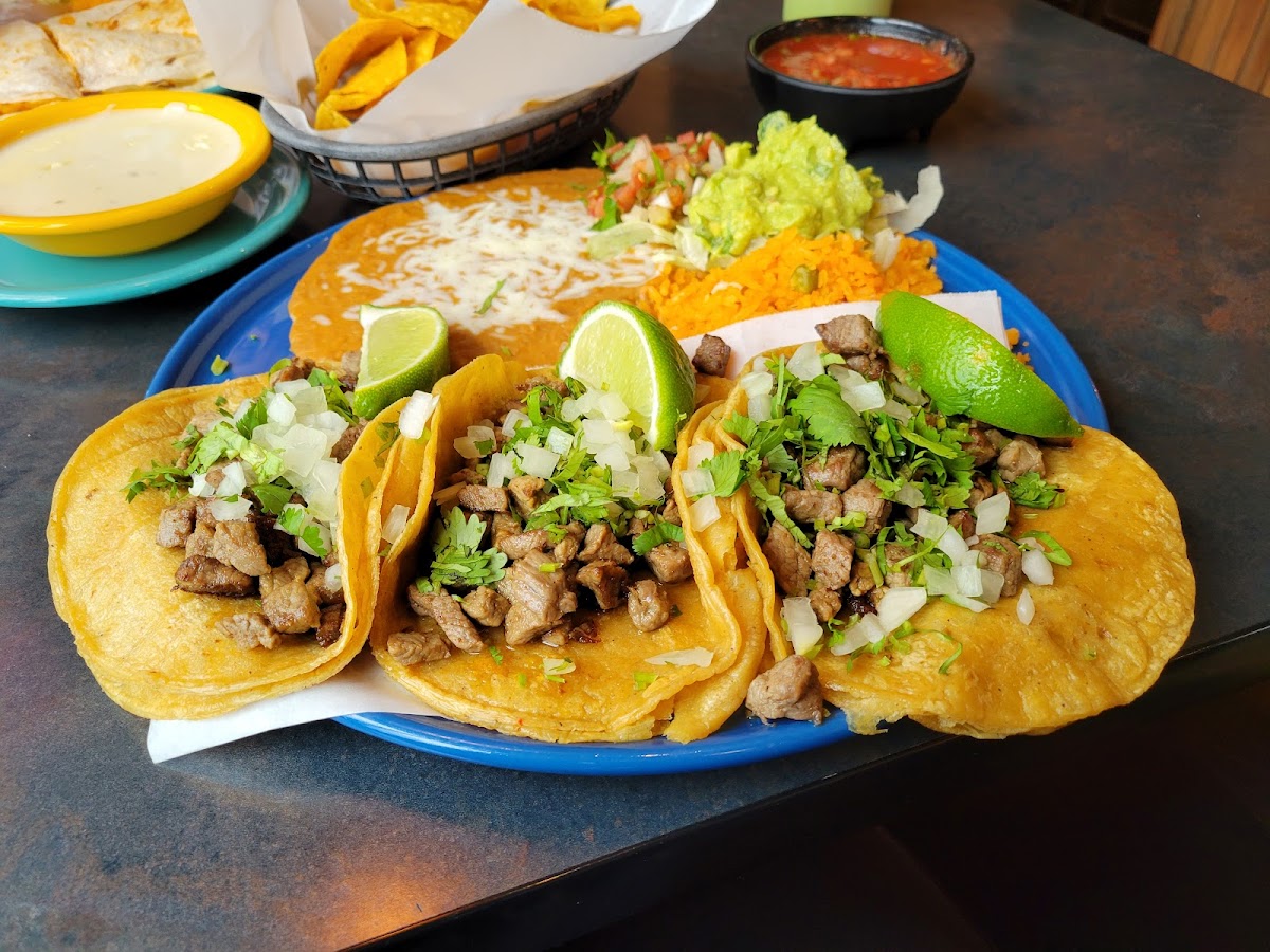 Riviera Maya Mexican Bar & Grill-6