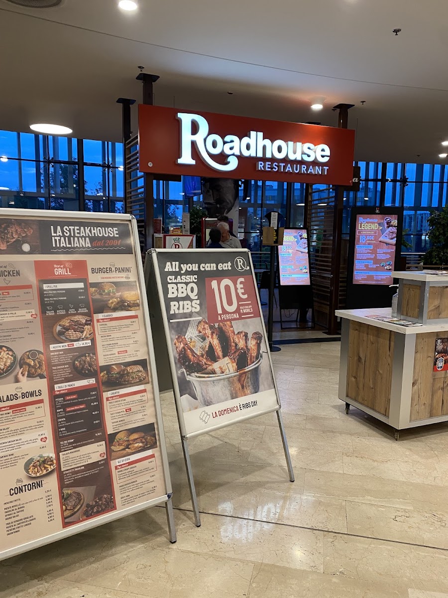 Roadhouse-4