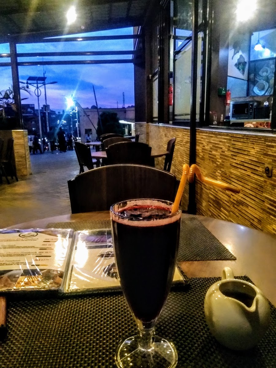 Roastsphere Cafe, Uganda.-4