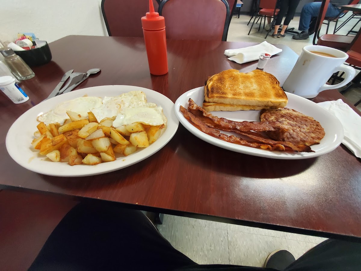Robin's Nest Cafe-7