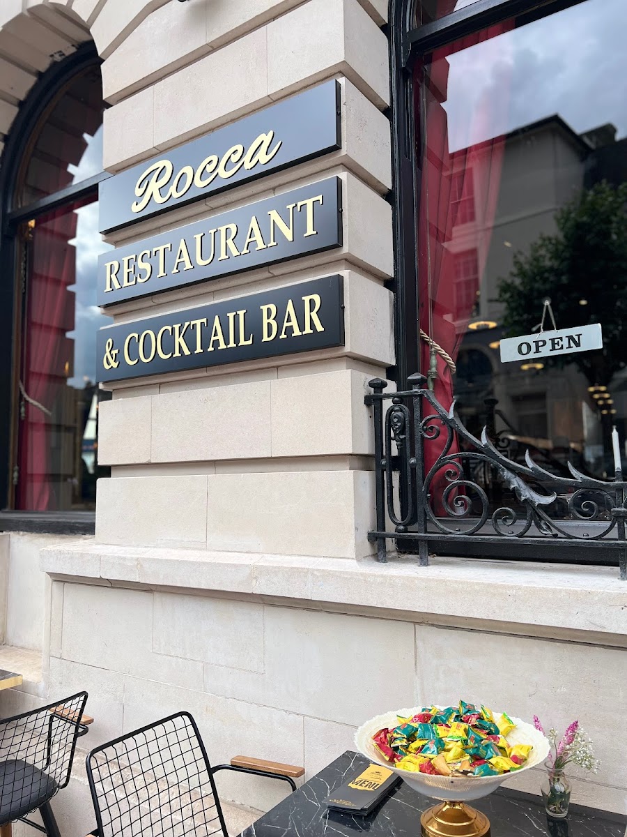 Rocca Restaurant & Cocktail Bar
