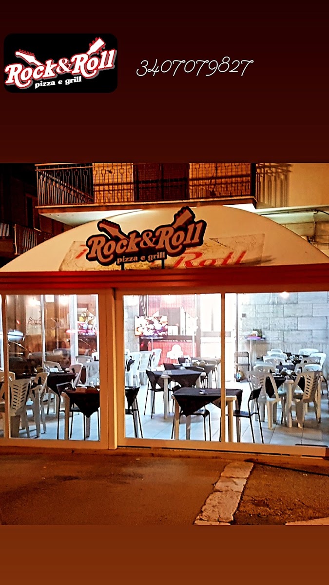 Rock & Roll Pizza