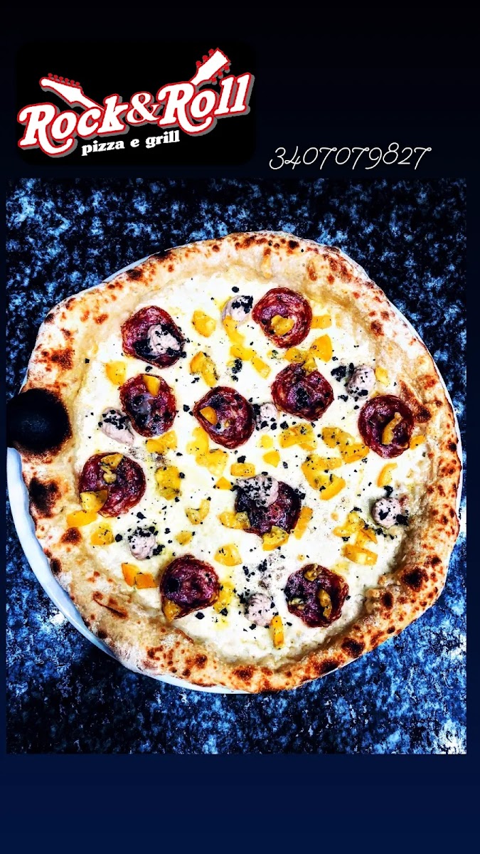 Rock & Roll Pizza-3