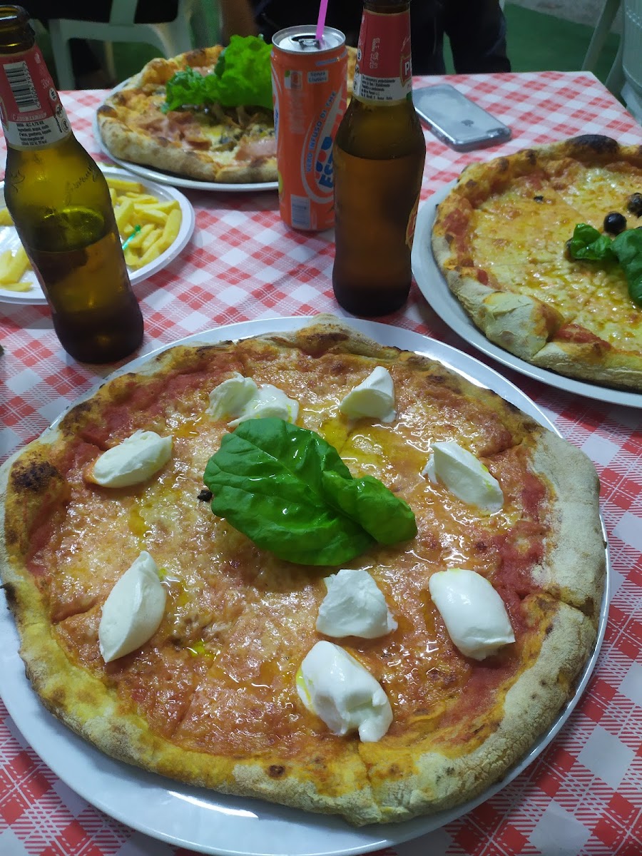 Rock & Roll Pizza-7