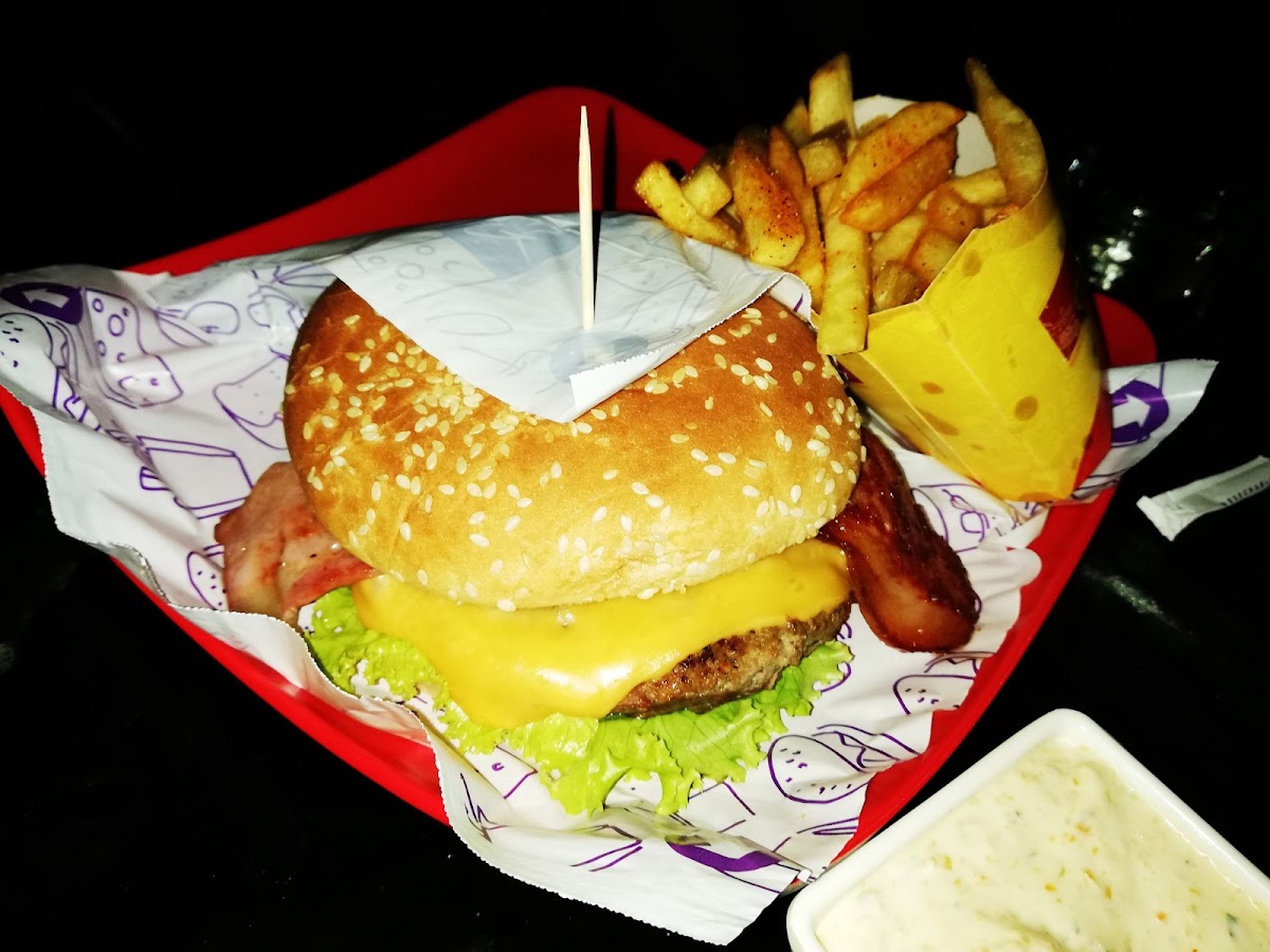 Rockandburger-8