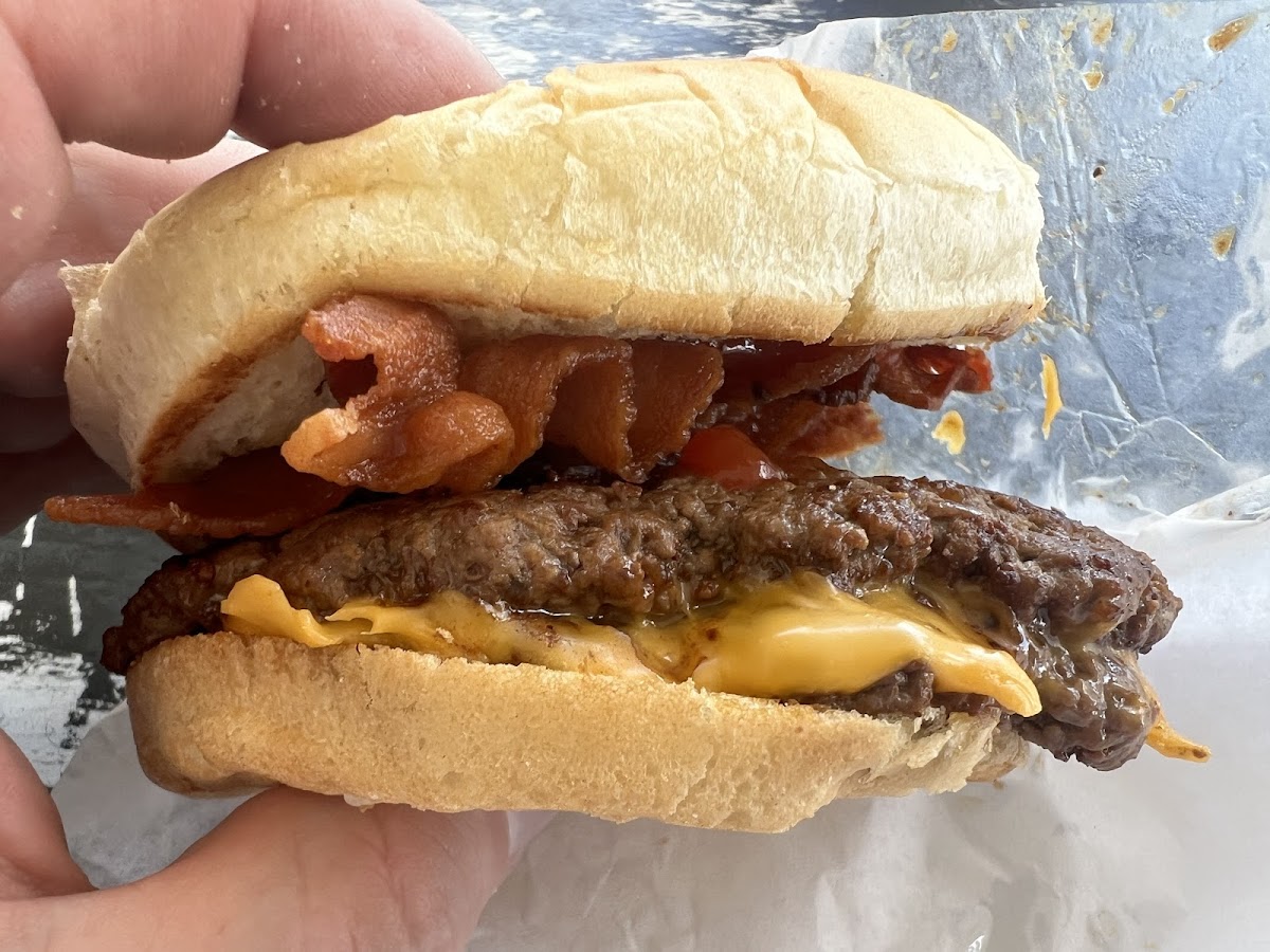 Roe-Ann Drive-In-3