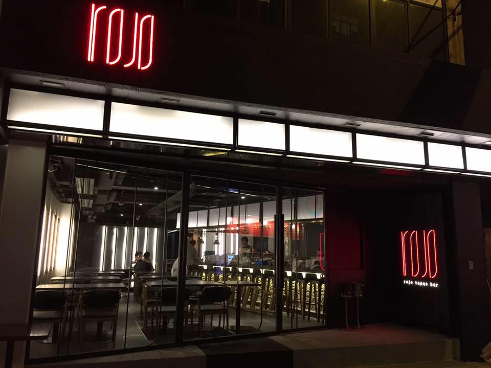 Rojo Tapas Bar & Restaurant