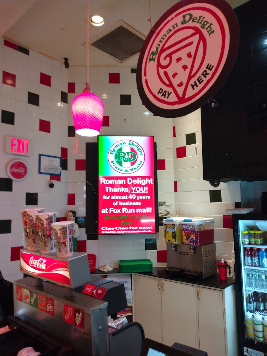 Roman Delight Pizza-4