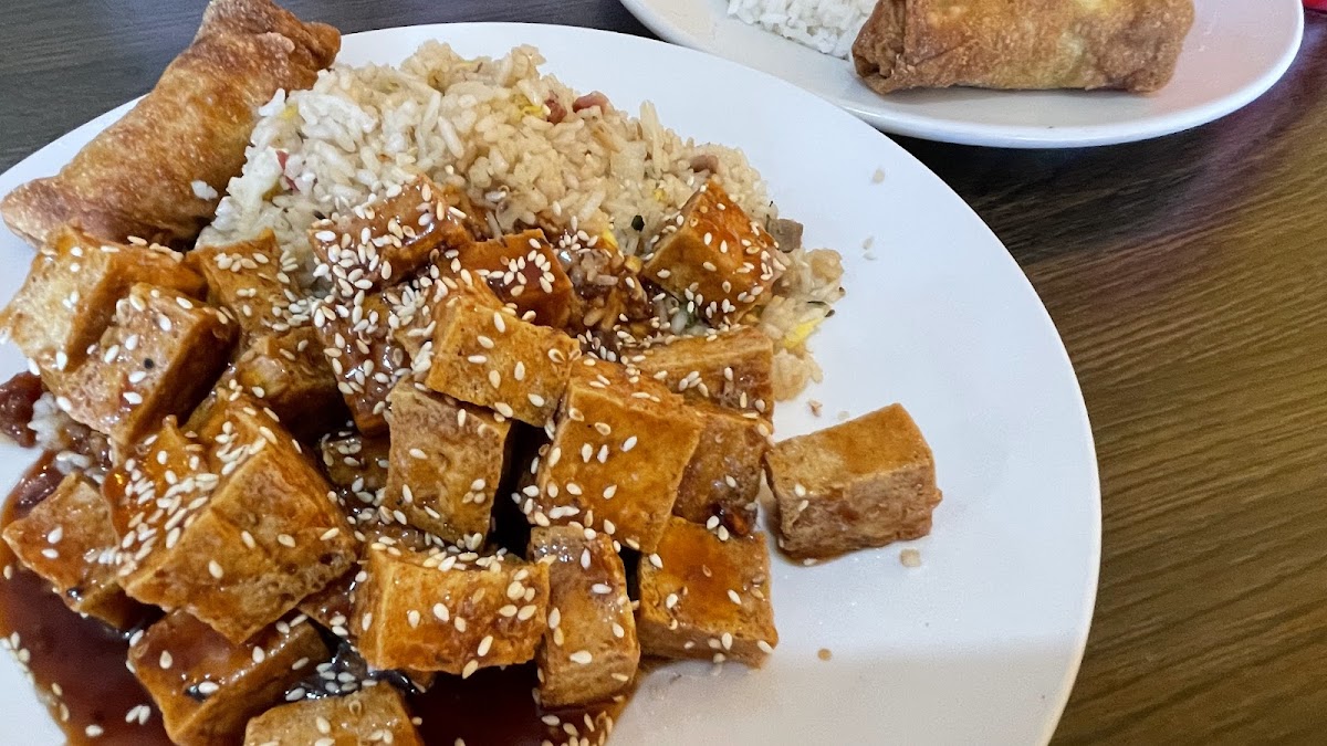 Rong Cheng Chinese Restaurant-8