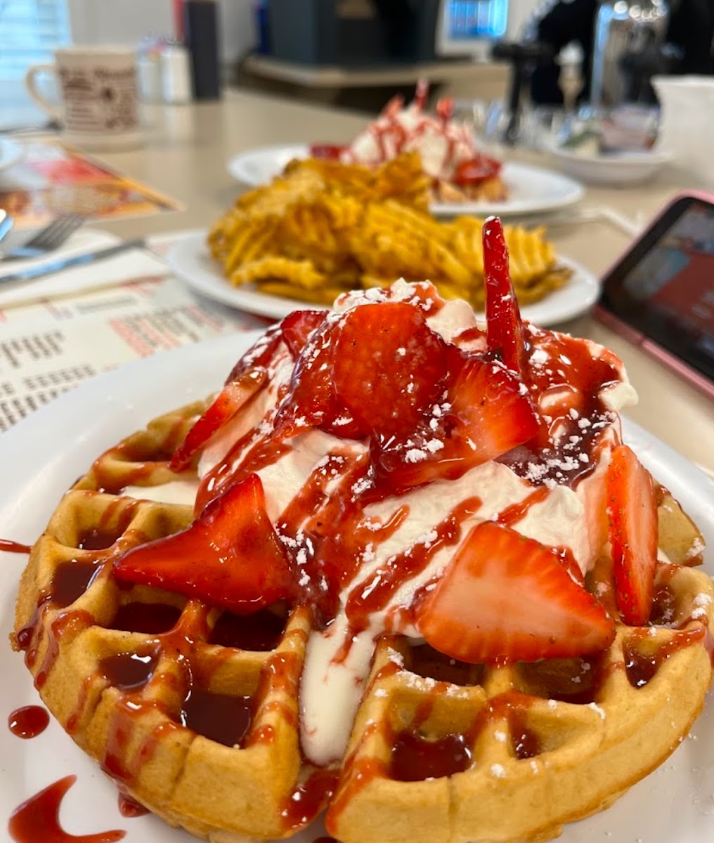 Ronnie Waffles-4