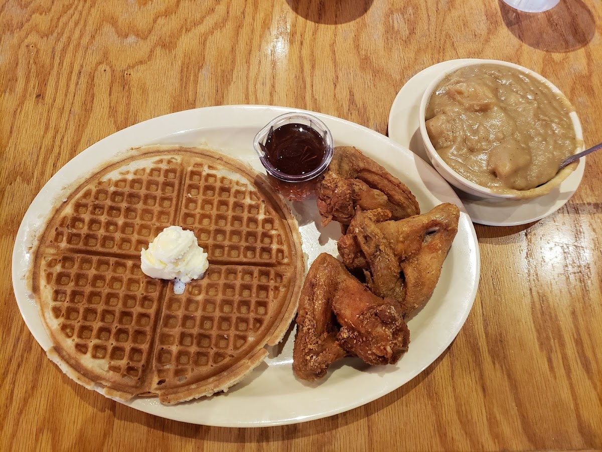 Roscoe's House Of Chicken And Waffles-5