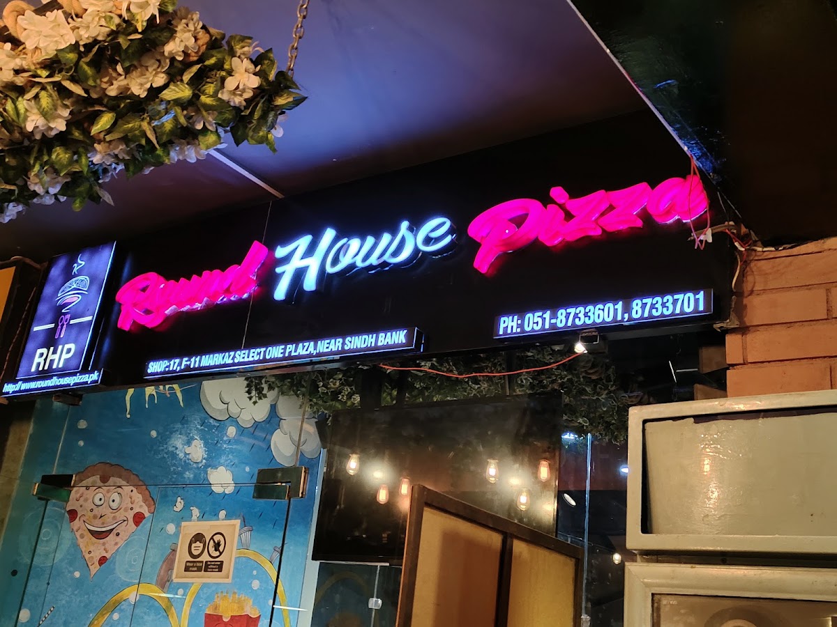 Round House Pizza