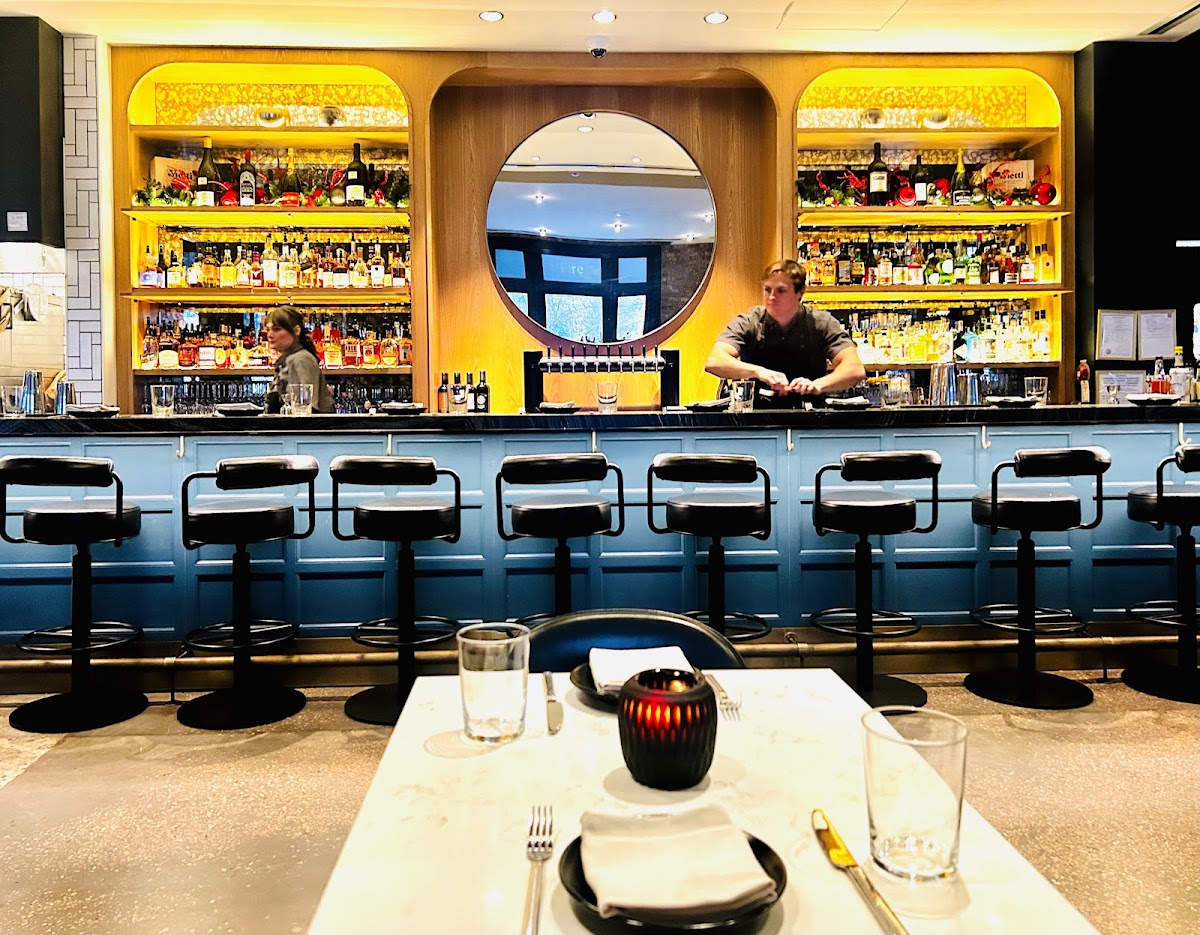 Rouser Restaurant-3