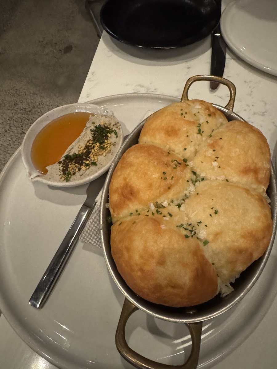 Rouser Restaurant-5