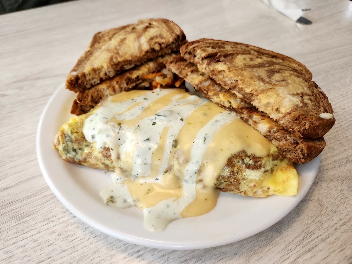 Roxie’S Breakfast & Lunch-9