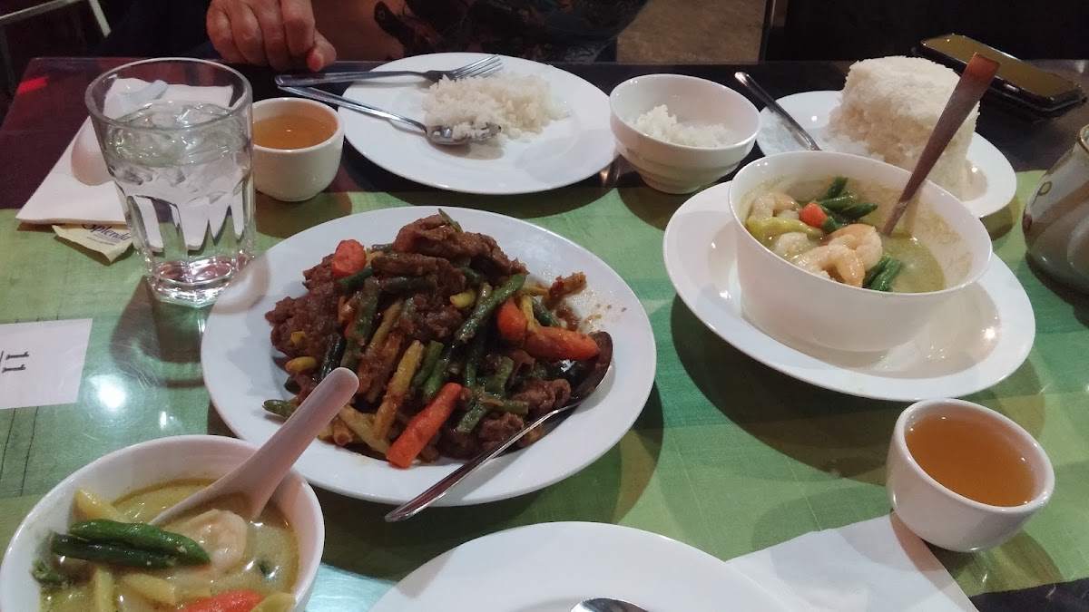 Royal Thai Restaurant-4