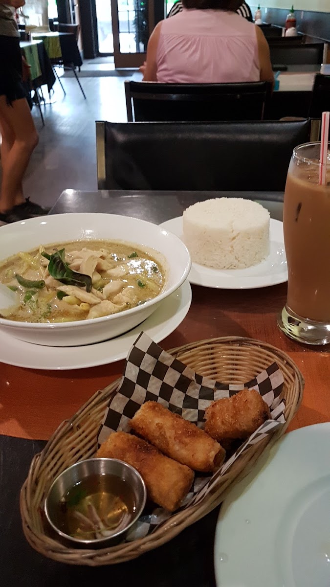 Royal Thai Restaurant-9