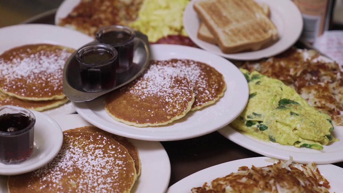 Royalberry Waffle House & Restaurant-2
