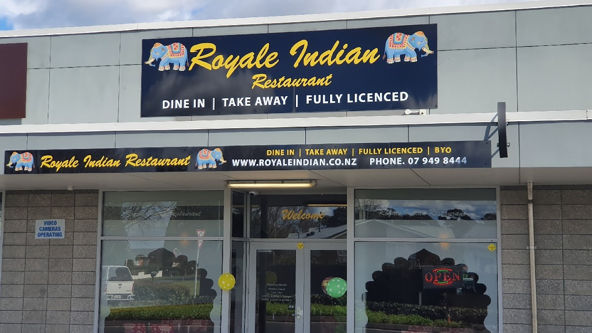 Royale Indian Restaurant - Davies Corner