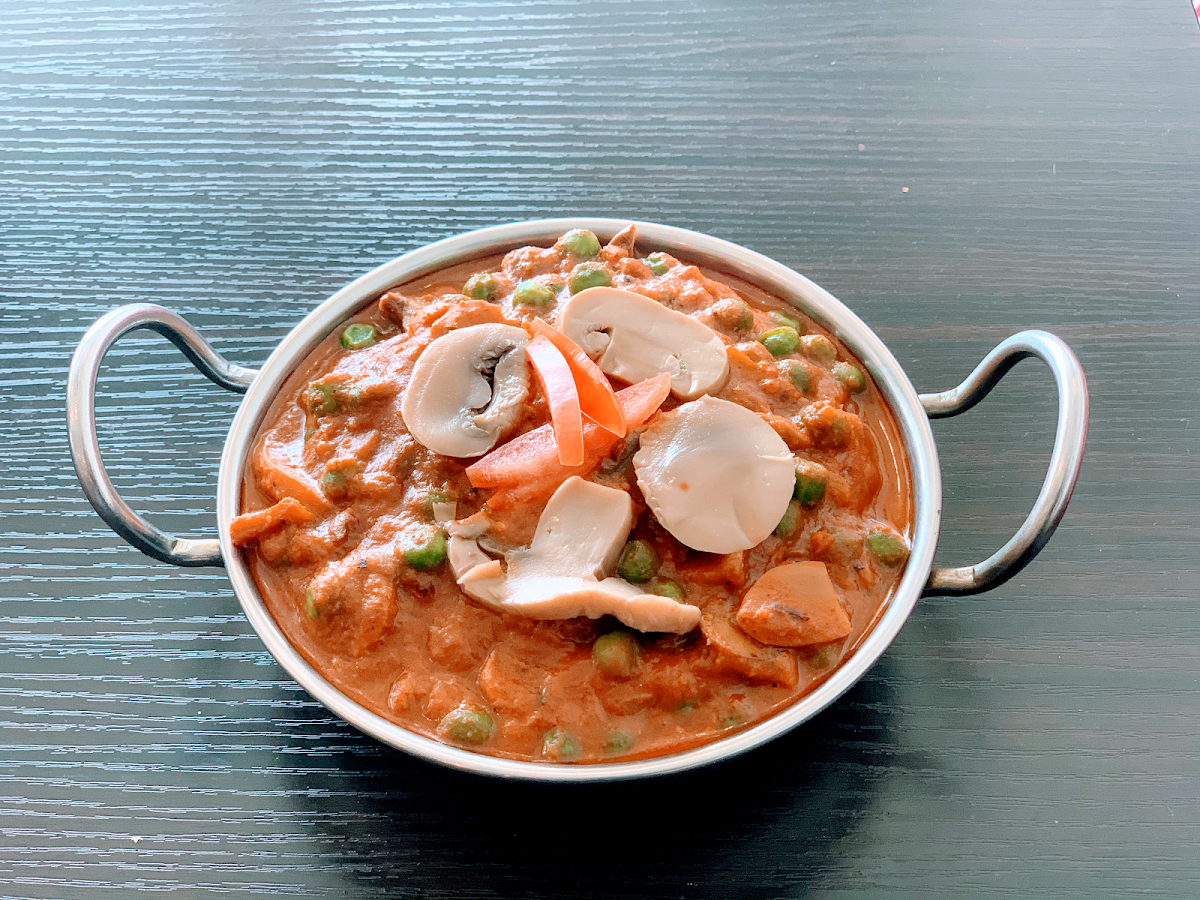 Royale Indian Restaurant - Davies Corner-5