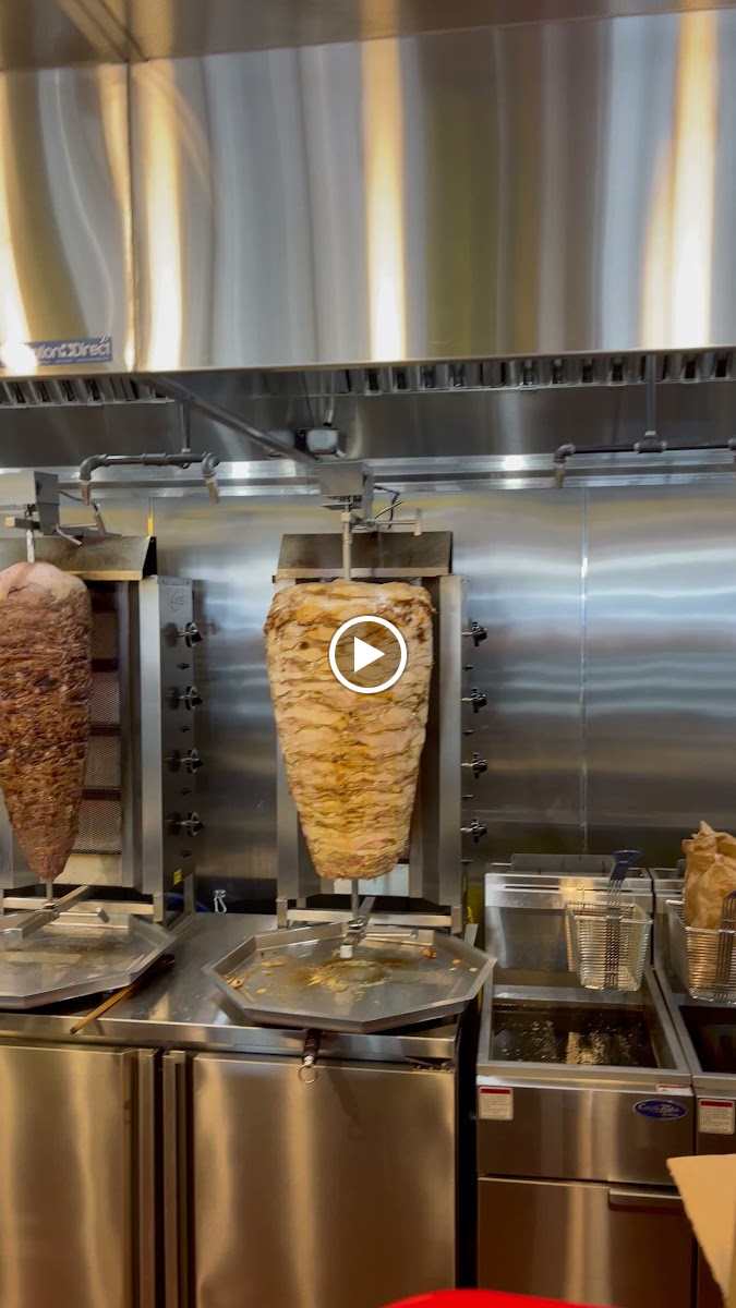 Royale Shawarma