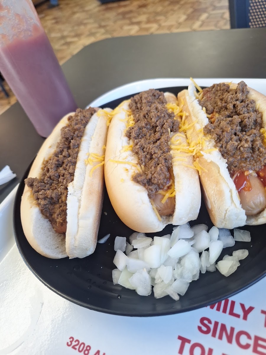Rudy's Hot Dog-4