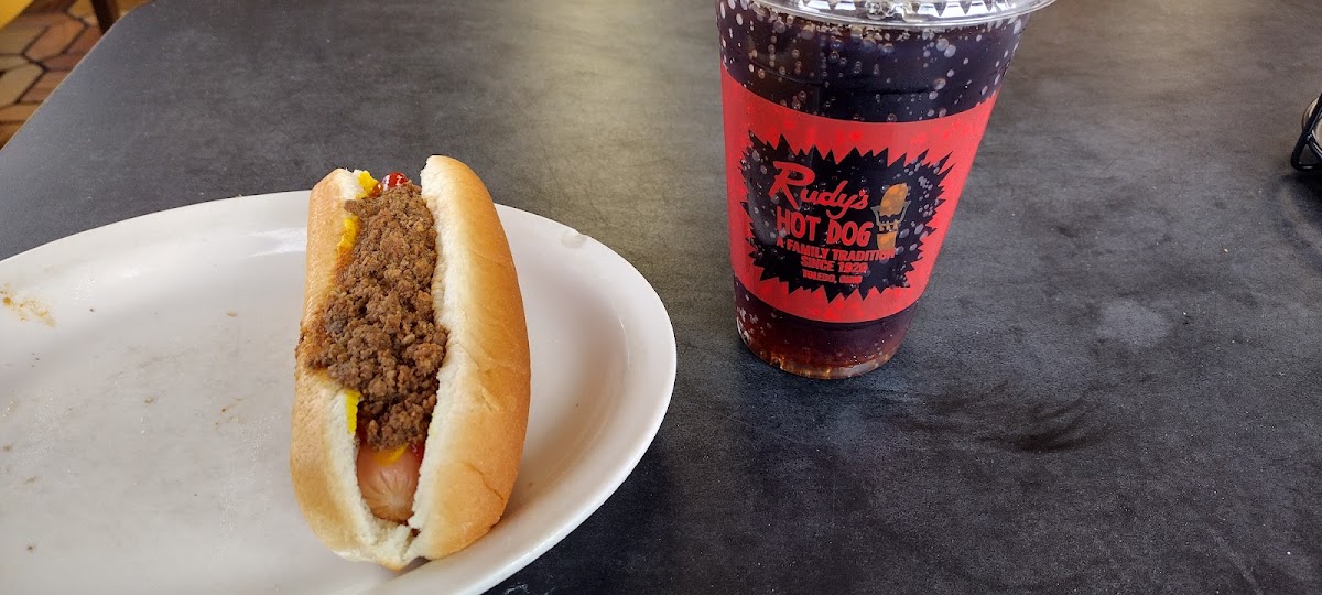 Rudy's Hot Dog-6