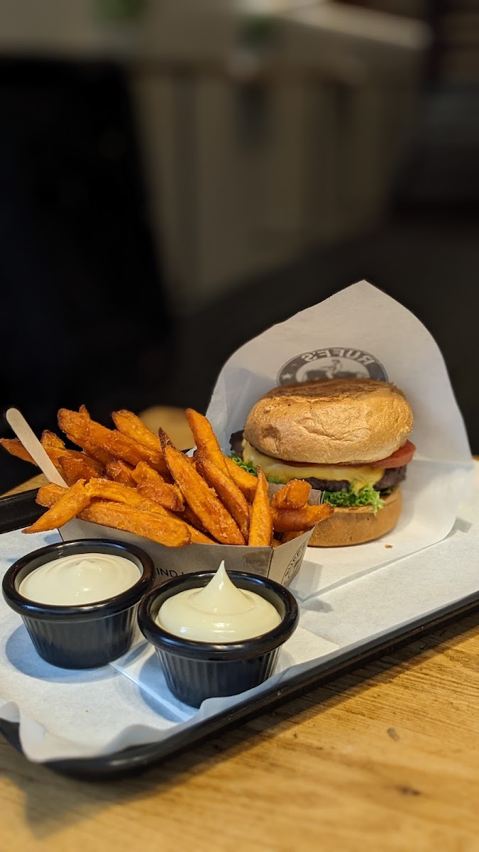 Ruff's Burger Düsseldorf-10