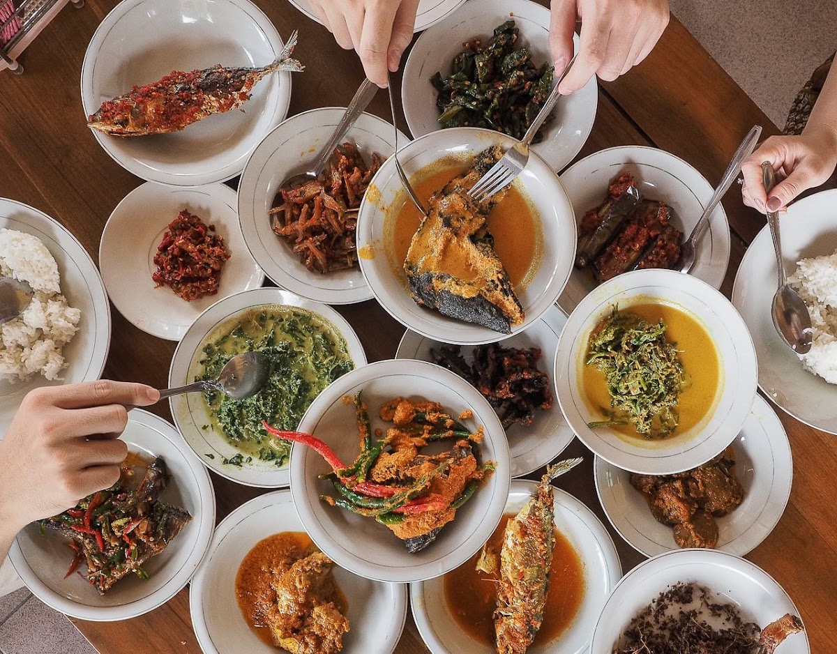 Rumah Makan Bumbu Kampuang-6
