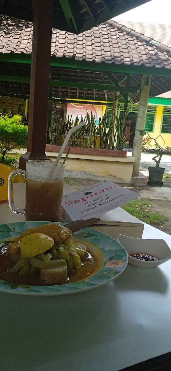 Rumah Makan Garden House-7