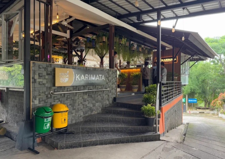 Rumah Makan Karimata | Sentul Bogor-4