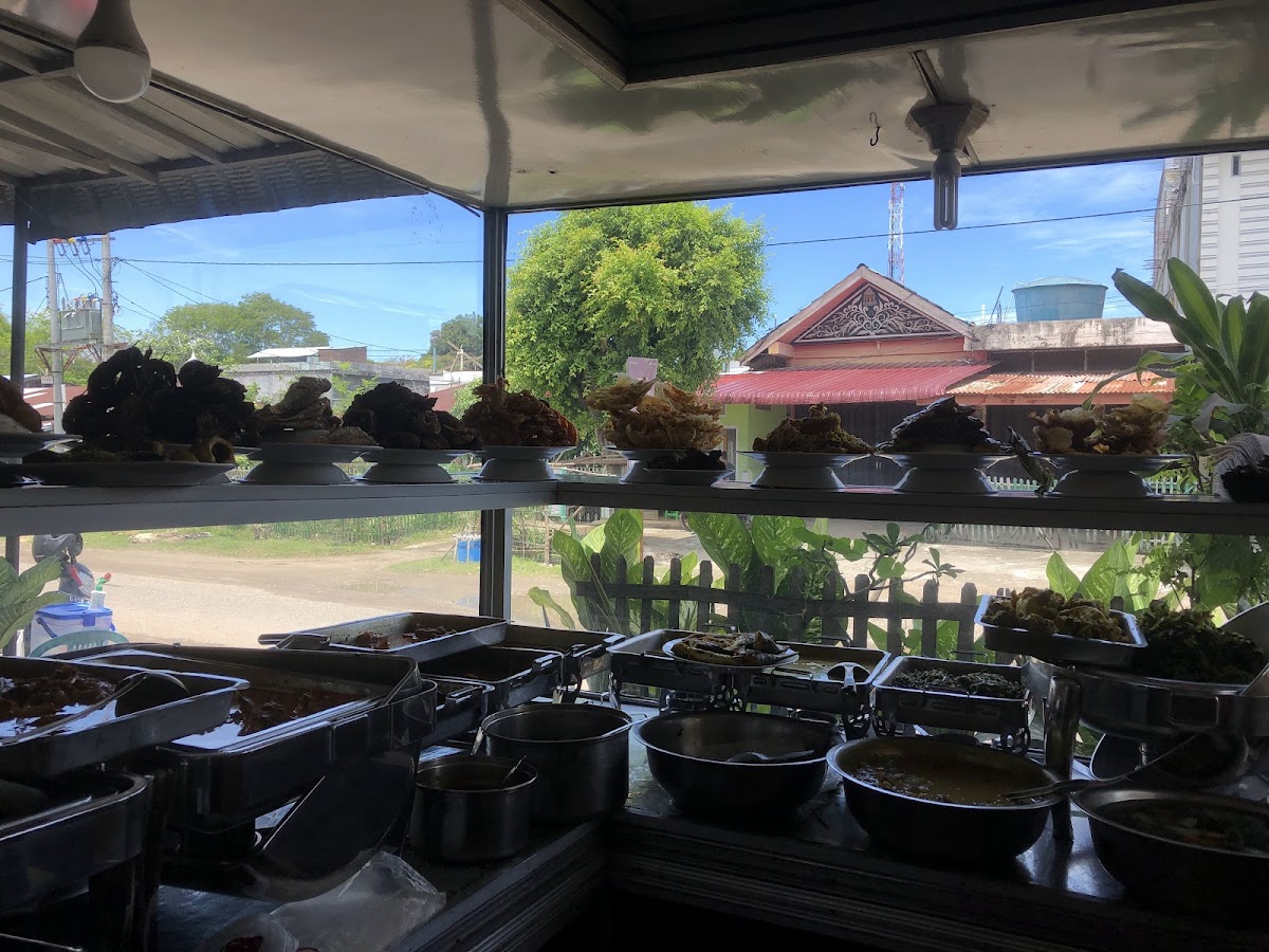 Rumah Makan Keluarga