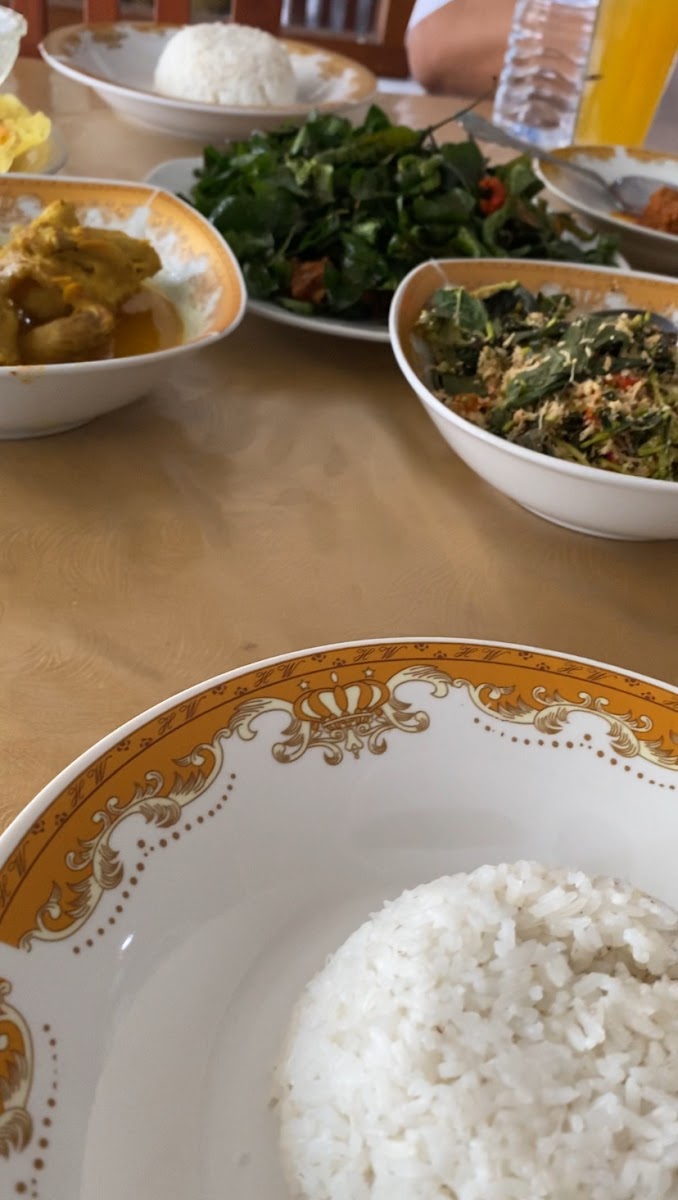 Rumah Makan Keluarga-10