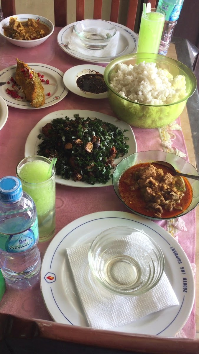 Rumah Makan Keluarga-2